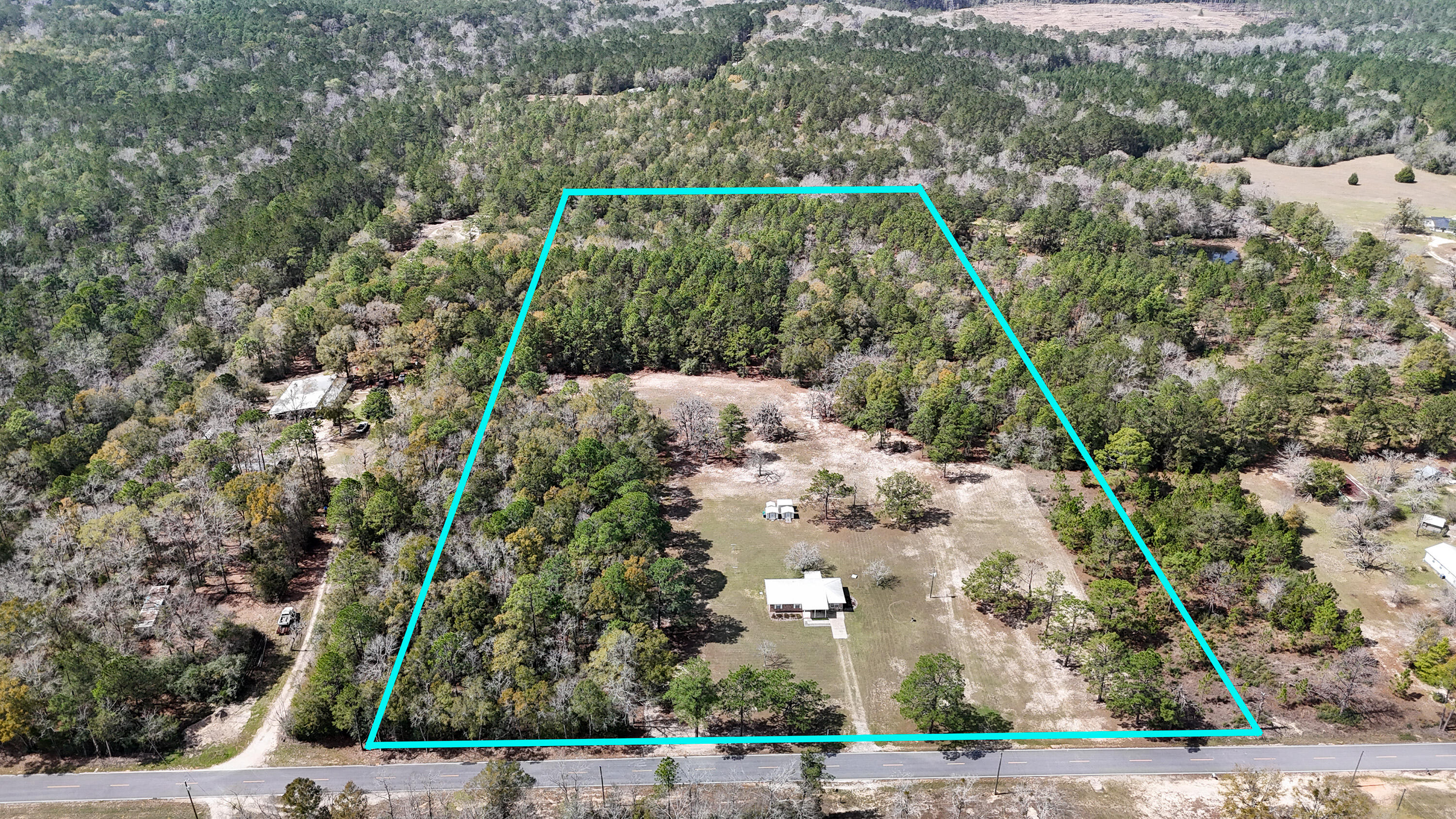 343 Campbell Road DeFuniak Springs, FL 32435 - Photo 4 of 34 DJI_20260306114314_0016_D
