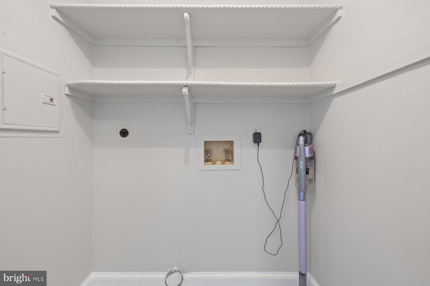 7005 Beacon Light Road Riverdale, MD 20737 - Photo 20 of 45 a bathroom with a shower