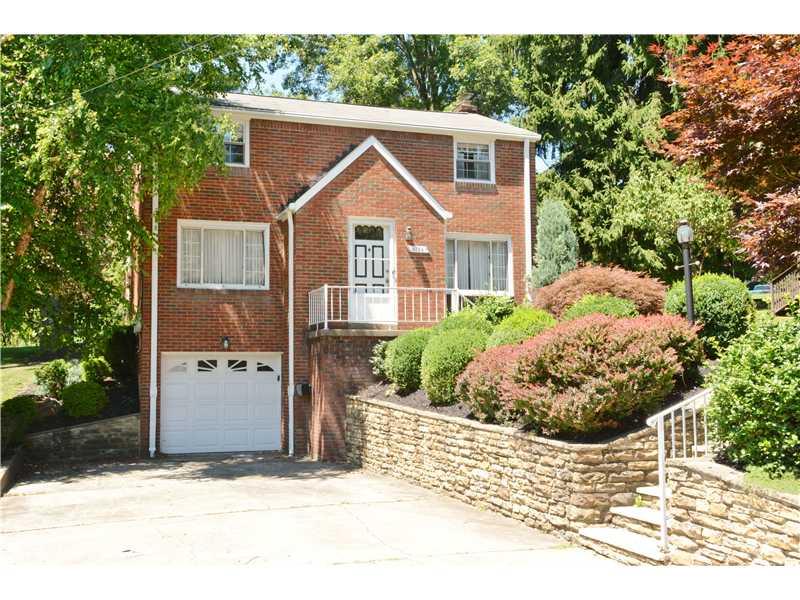 4724 Gardenville Road Baldwin, PA 15236 - Photo 1 of 25 Exterior Front.