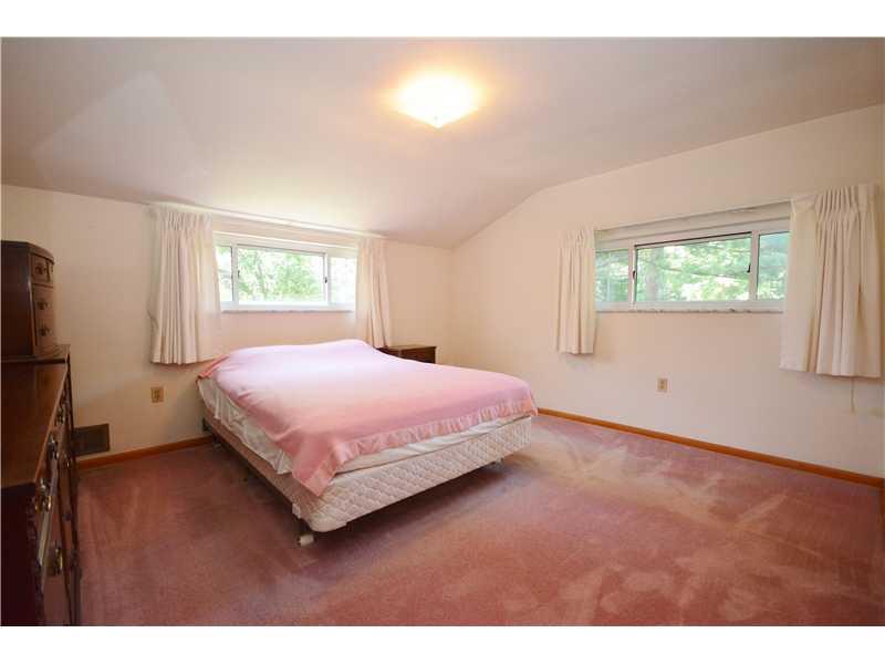4724 Gardenville Road Baldwin, PA 15236 - Photo 14 of 25 Master Bedroom.