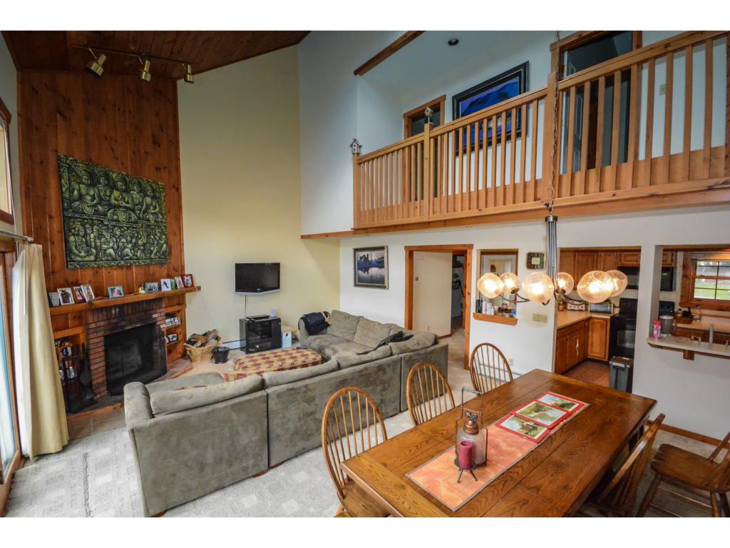 44 B Greenspring Road, Unit B West Dover, VT 05356 - Photo 4 of 16 Gallery Image 4