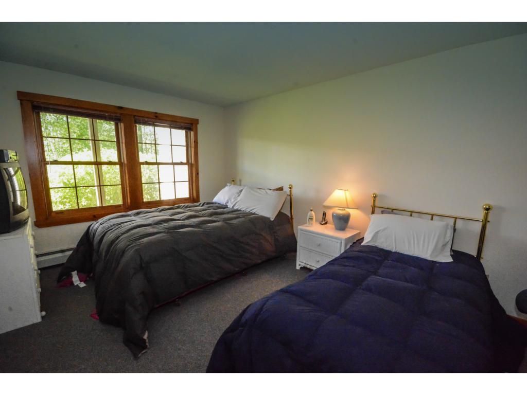 44 B Greenspring Road, Unit B West Dover, VT 05356 - Photo 10 of 16 Gallery Image 10