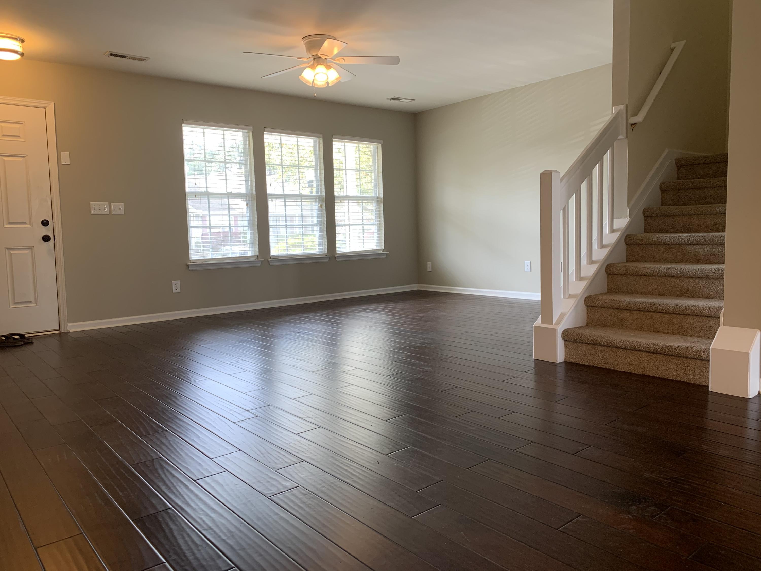 483 Doane Way Wando, SC 29492 - Photo 3 of 16 Living Alt