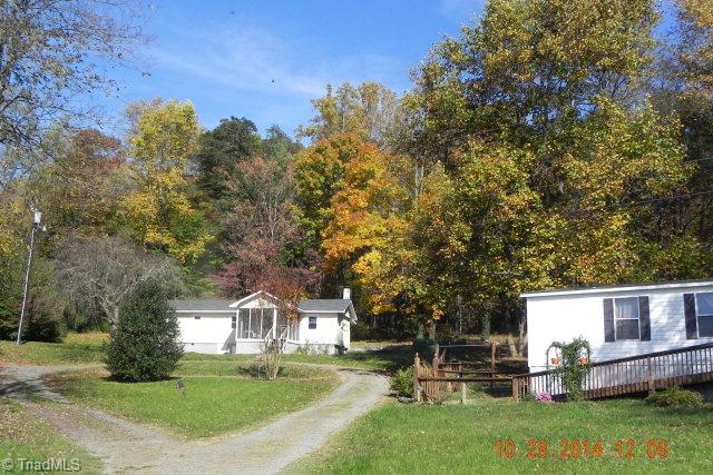 300 C C Hayes Road Purlear, NC 28665 - Photo 22 of 44