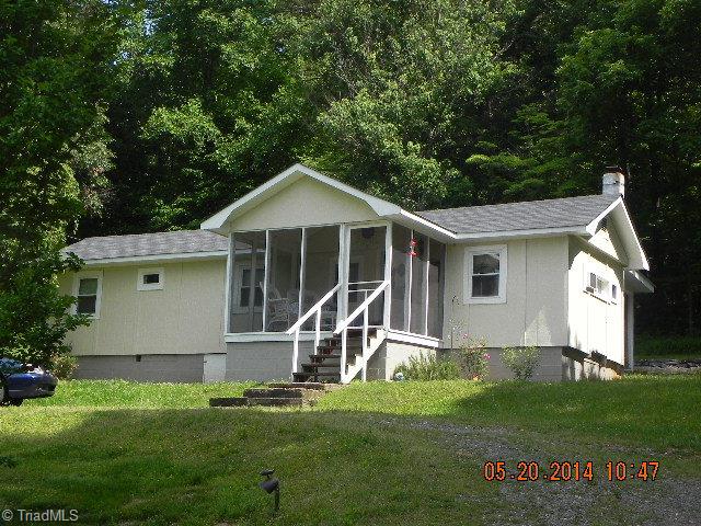300 C C Hayes Road Purlear, NC 28665 - Photo 28 of 44