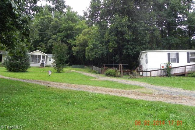 300 C C Hayes Road Purlear, NC 28665 - Photo 10 of 44