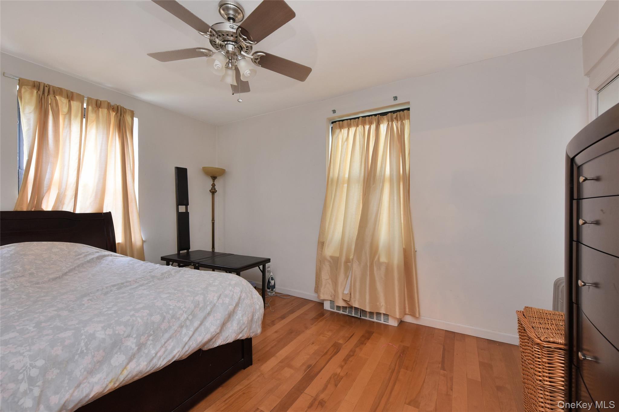 141-16 25th Road, Unit 2A Queens, NY 11354 - Photo 4 of 10