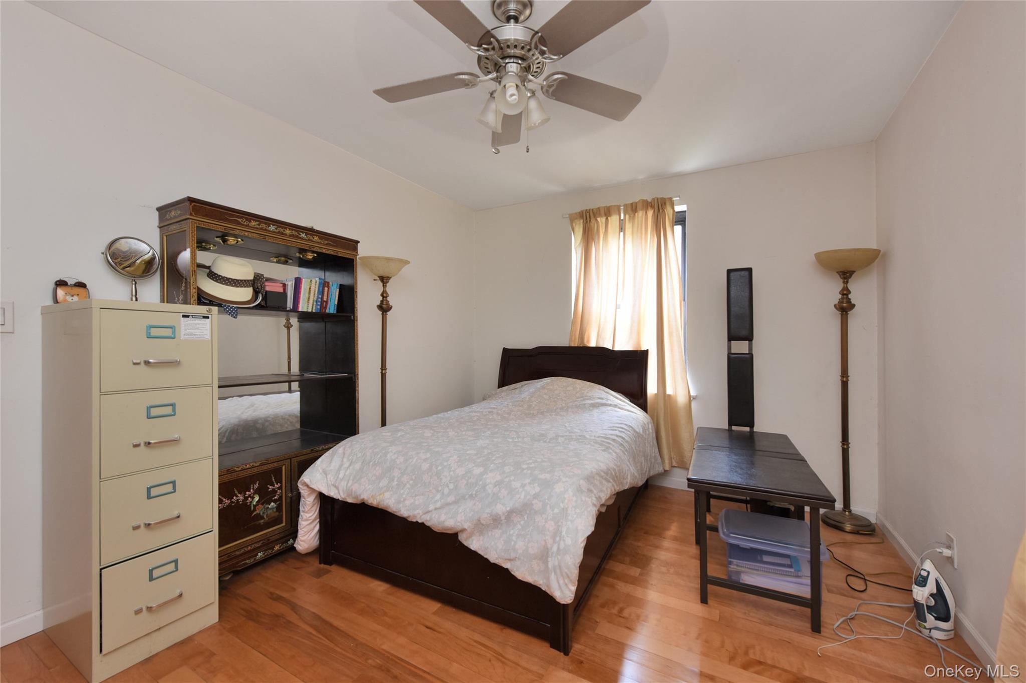 141-16 25th Road, Unit 2A Queens, NY 11354 - Photo 5 of 10