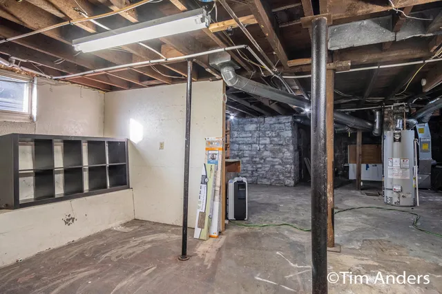 $454,900 | 142 Carlton Avenue Southeast, Grand Rapids, MI 49506