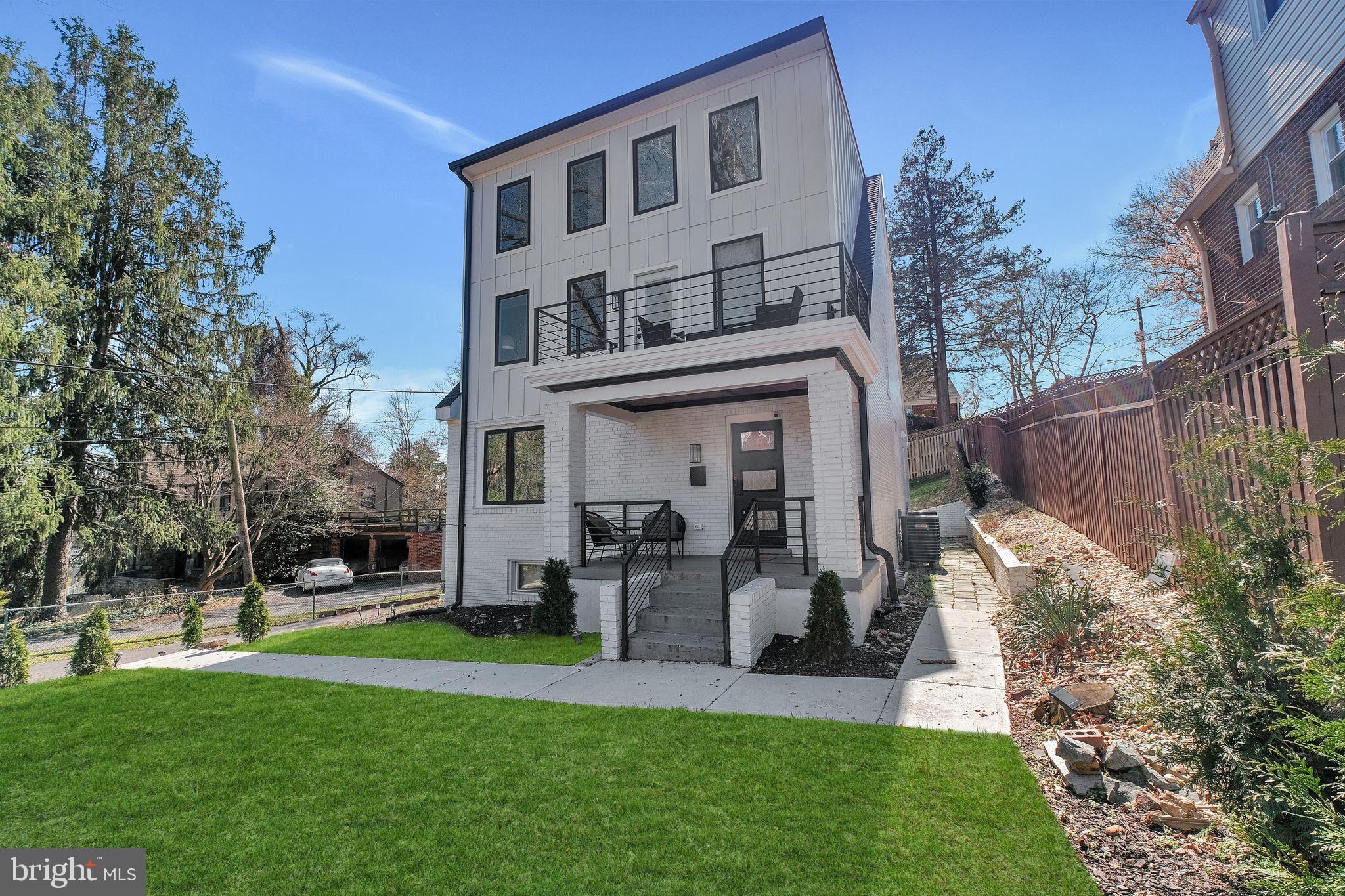 Welcome to 3811 Suitland Road!