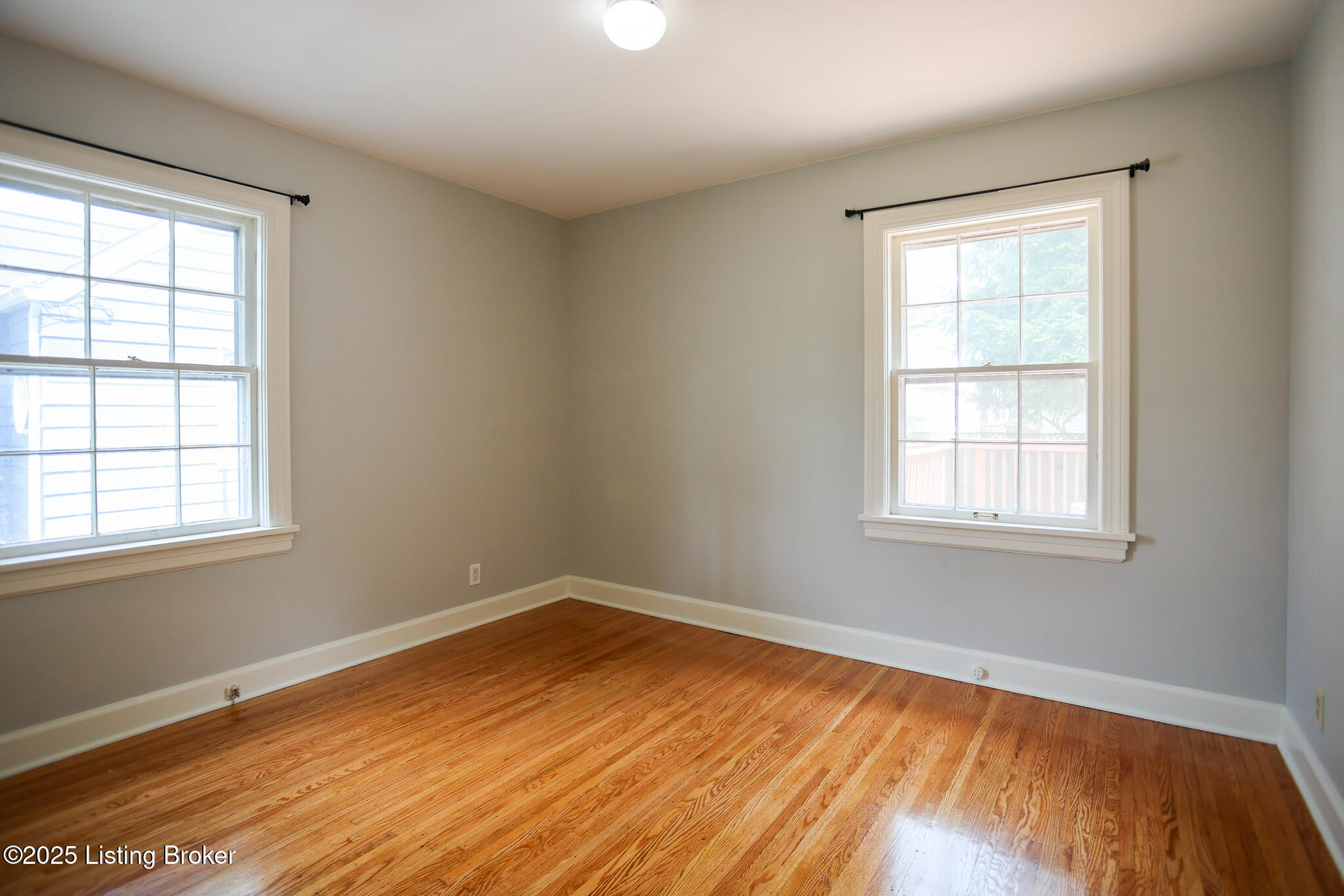 4206 Churchill Road Louisville, KY 40207 - Photo 25 of 39 4206 Churchill-24