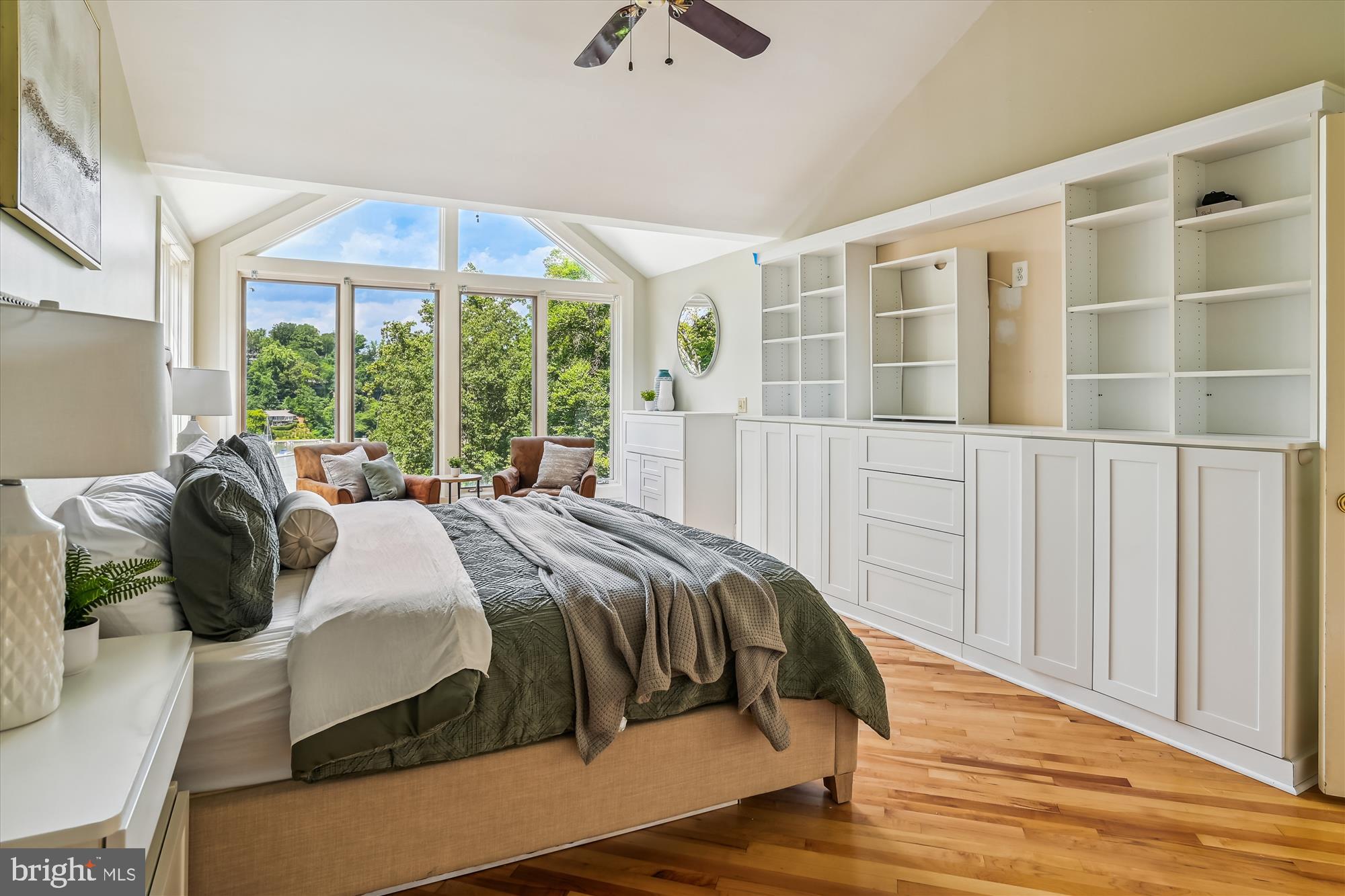 856 St Edmonds Place Annapolis, MD 21401 - Photo 59 of 129 a bedroom with a bed and a large window