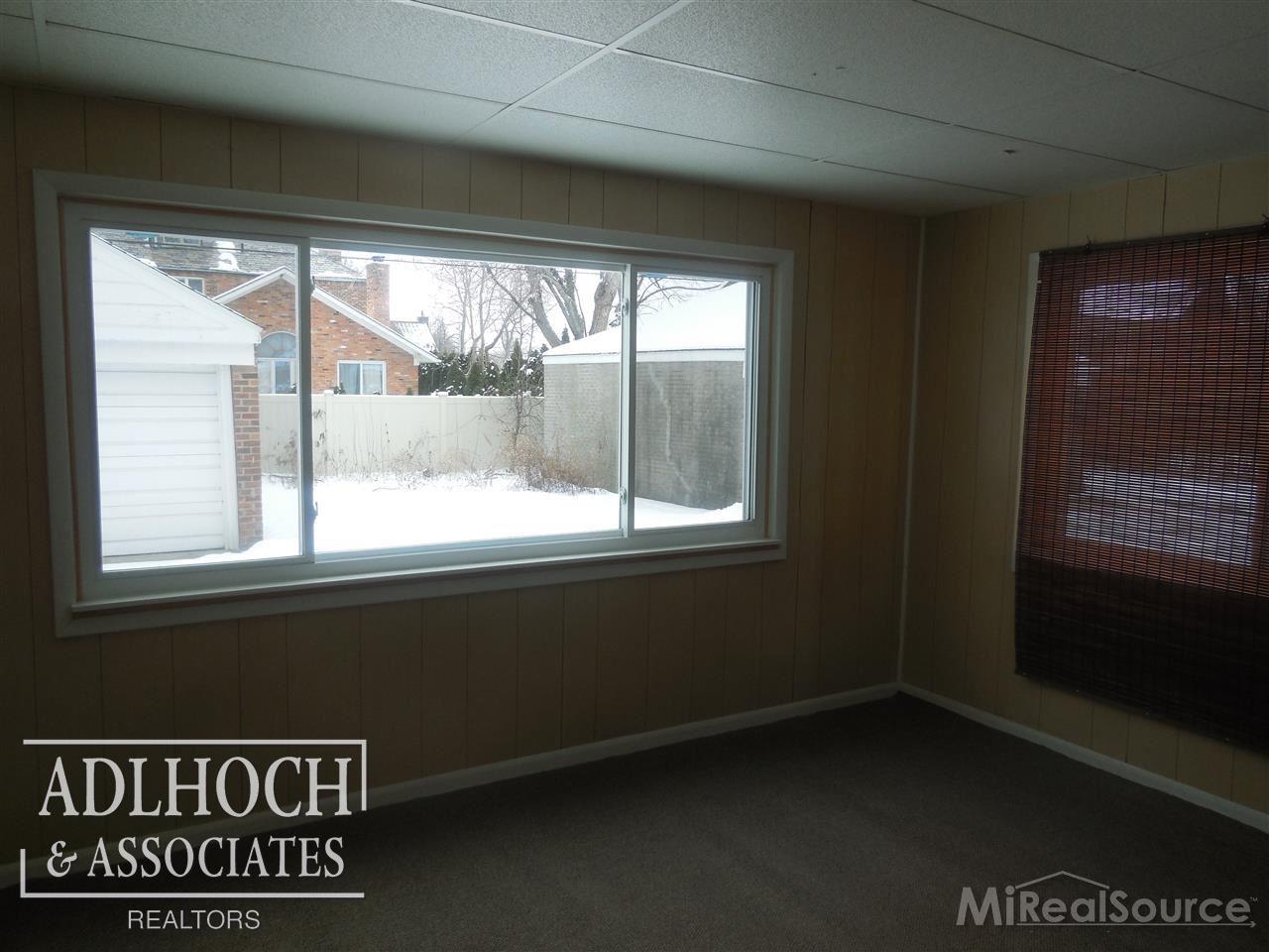 744 Harcourt Road Grosse Pointe, MI 48230 - Photo 17 of 23