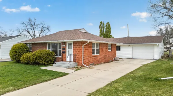 $189,900 | 1905 3rd Avenue Southeast, Austin, MN 55912