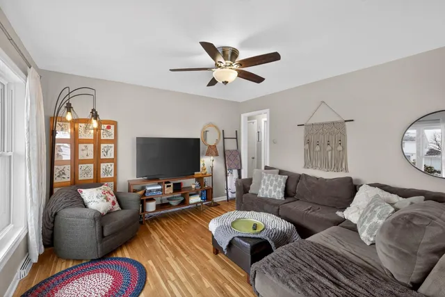 $189,900 | 1905 3rd Avenue Southeast, Austin, MN 55912