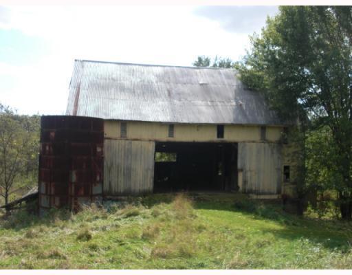 333 Pleasant Valley Road Washington, PA 15301 - Photo 12 of 17 Stable/Barn.