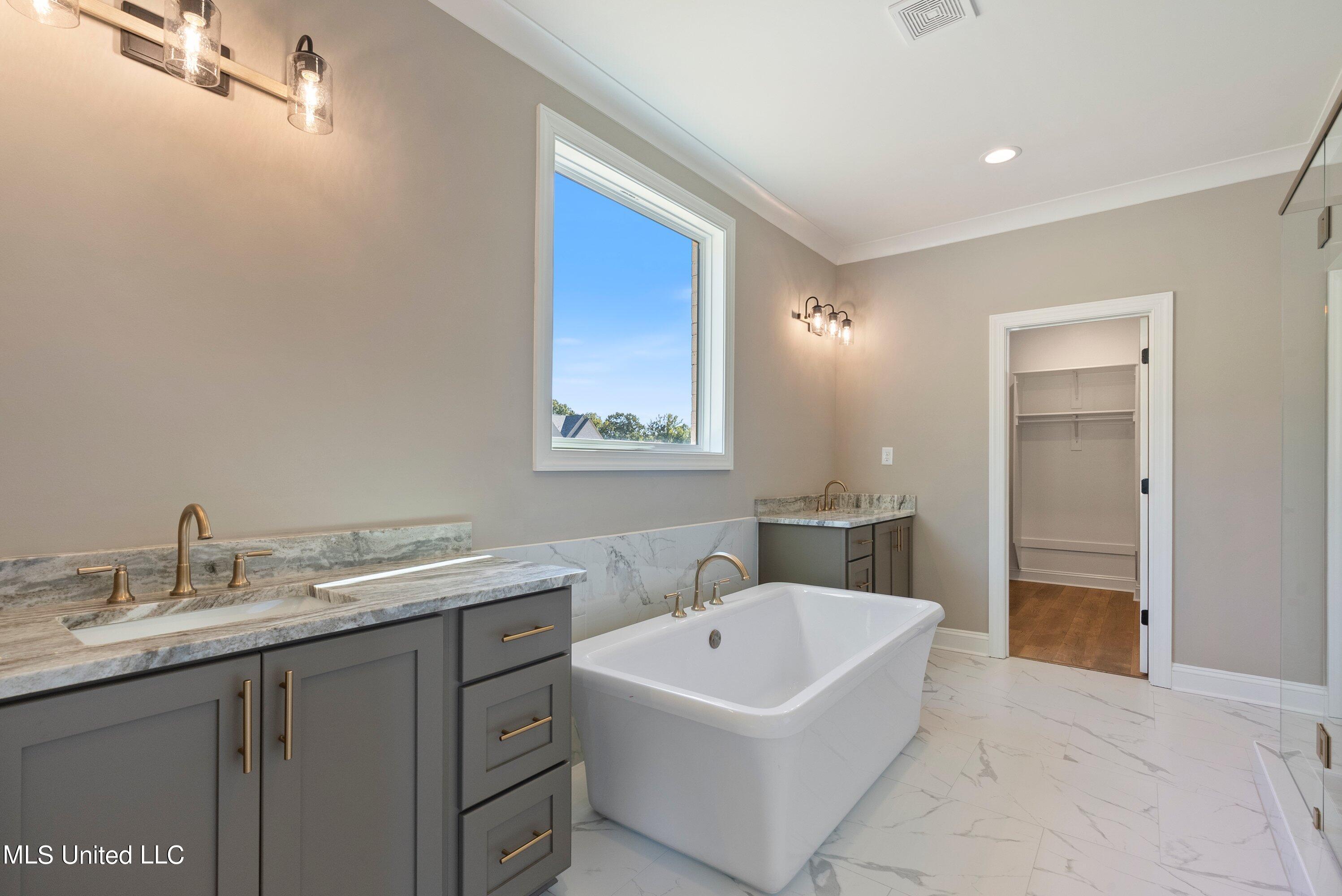 1518 Ashtons Lane Hernando, MS 38632 - Photo 17 of 20 IMG_4243