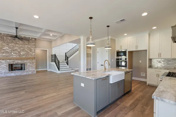 $645,000 | 1518 Ashtons Lane, Hernando, MS 38632