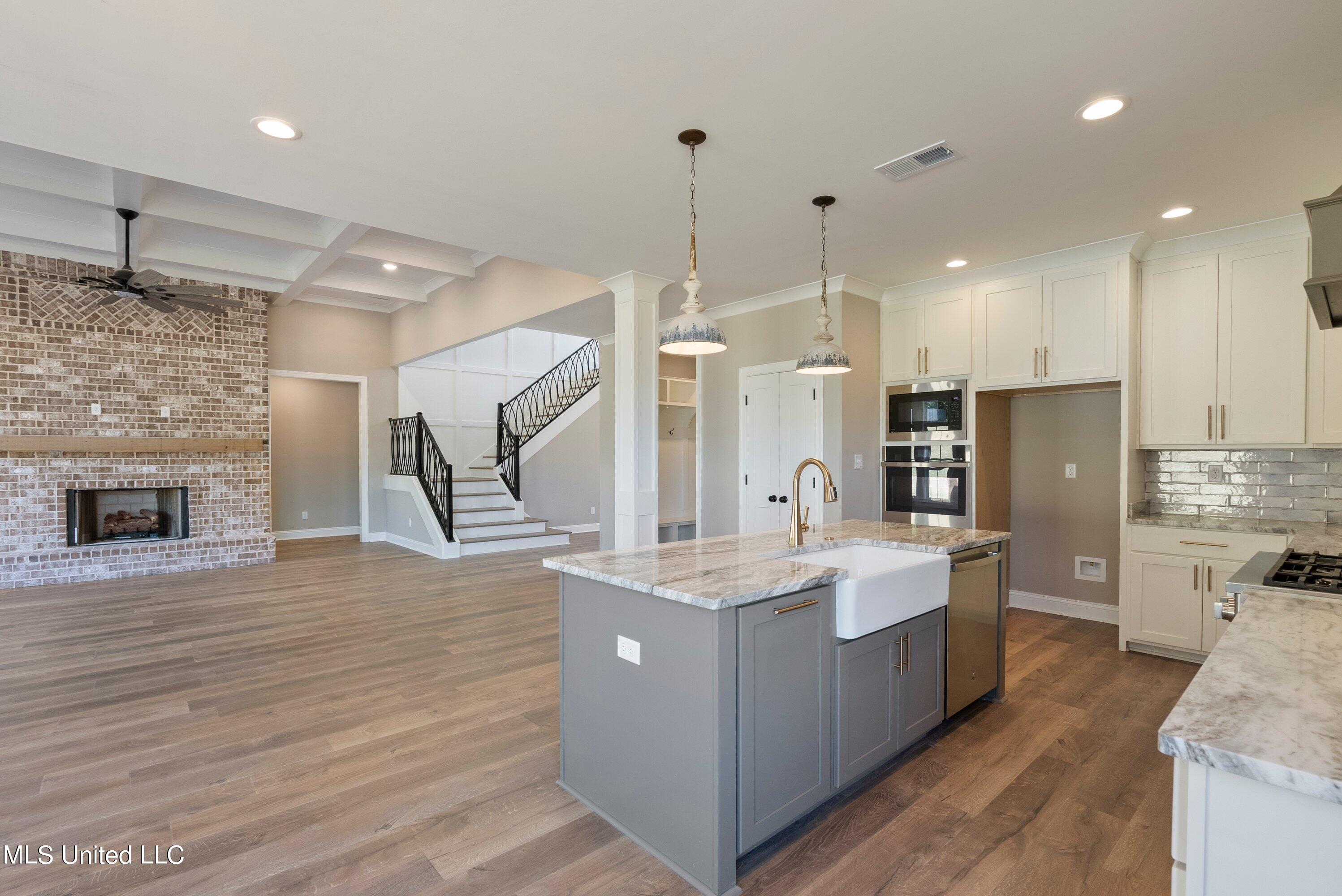 1518 Ashtons Lane Hernando, MS 38632 - Photo 8 of 20 IMG_4238