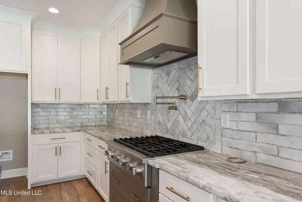 $645,000 | 1518 Ashtons Lane, Hernando, MS 38632