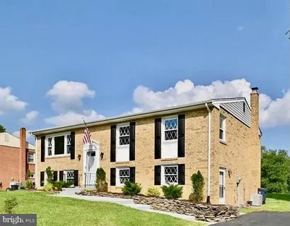 front view of house with a yard