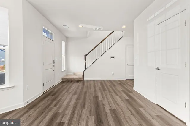 $435,000 | 280 Buckeye Circle, La Plata, MD 20646