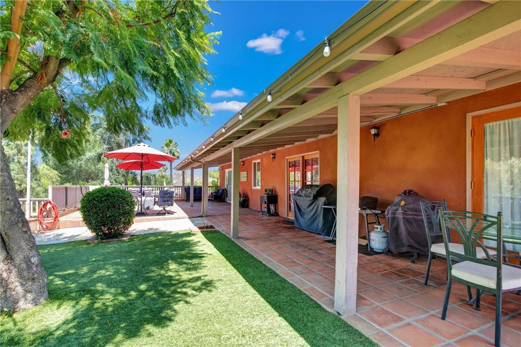 1026 Arnold Way Alpine, CA 91901 - Photo 47 of 69 Main Level Patio