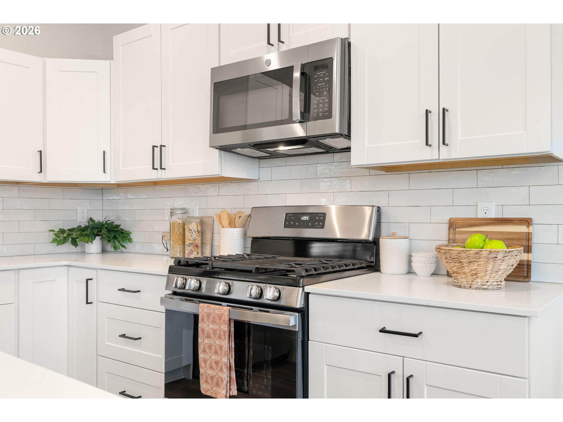 31020 Northwest Kaybern Street North Plains, OR 97133 - Photo 15 of 39