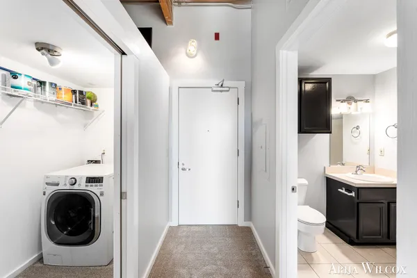 $219,900 | 940 Monroe Avenue Northwest, Unit 531, Grand Rapids, MI 49503
