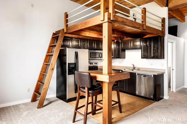 $219,900 | 940 Monroe Avenue Northwest, Unit 531, Grand Rapids, MI 49503