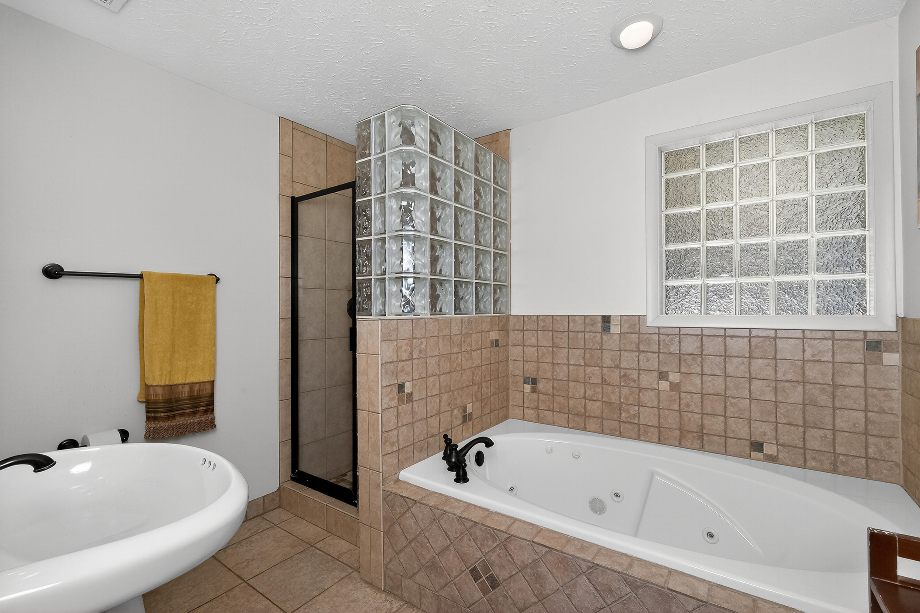 1050 Lickert Road Alexandria, KY 41001 - Photo 13 of 36 Gallery Image 13