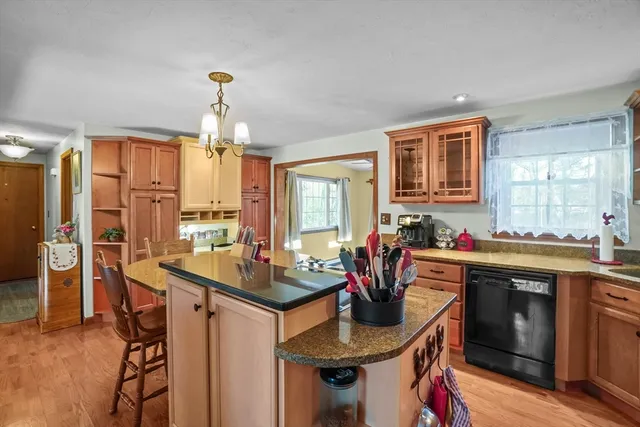 $625,000 | 23 Stockade Circle, Attleboro, MA 02703