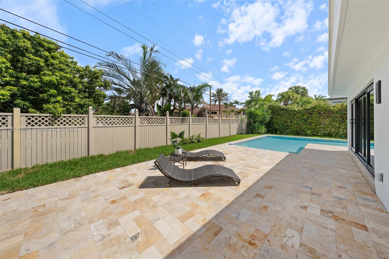 3041 Northeast 45th Street Lighthouse Point, FL 33064 - Photo 19 of 20 a view of a backyard