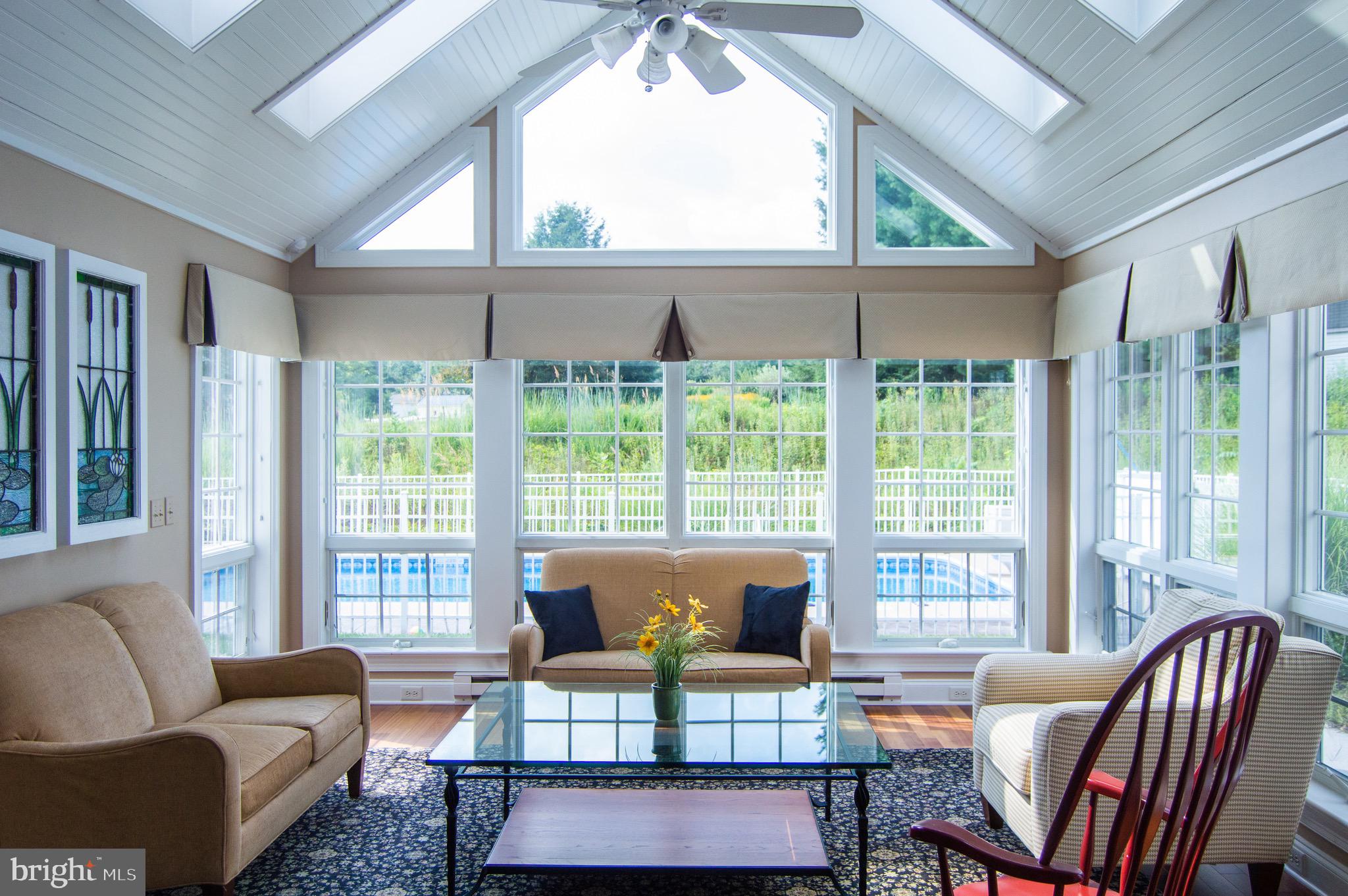 2366 Chestnut Road Elizabethtown, PA 17022 - Photo 13 of 38 Bright Sunroom