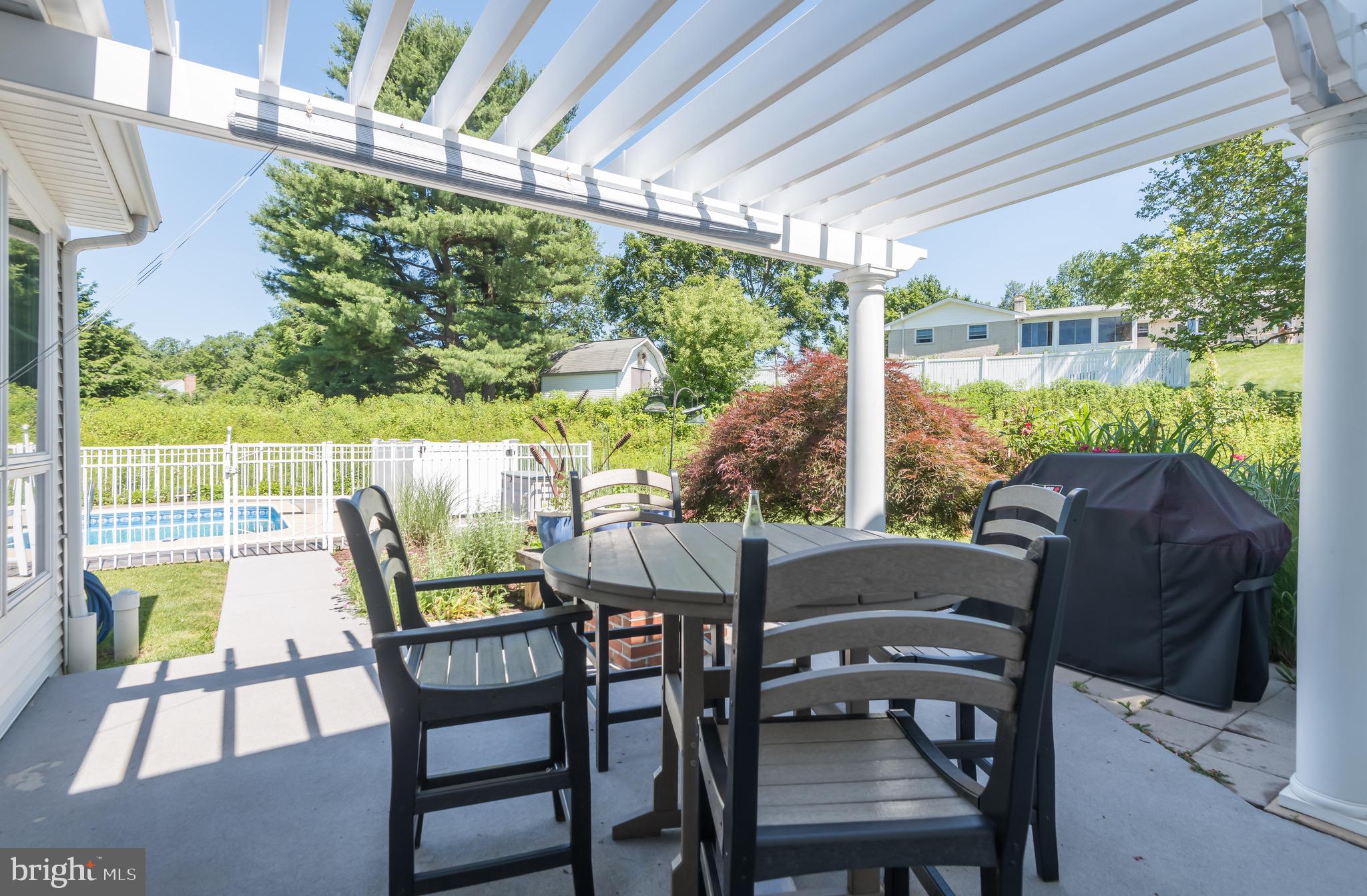 2366 Chestnut Road Elizabethtown, PA 17022 - Photo 33 of 38 Backtard Oasis