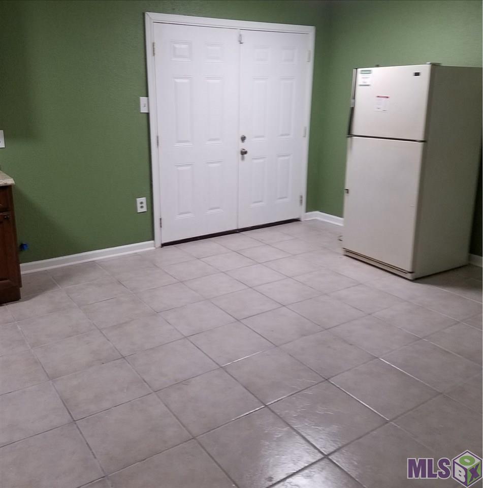 4907 Baker Boulevard Baker, LA 70714 - Photo 5 of 12 Combo Dining