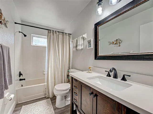 $250,000 | 611 Chestnut Lane, Unit NONE, Englewood, FL 34223