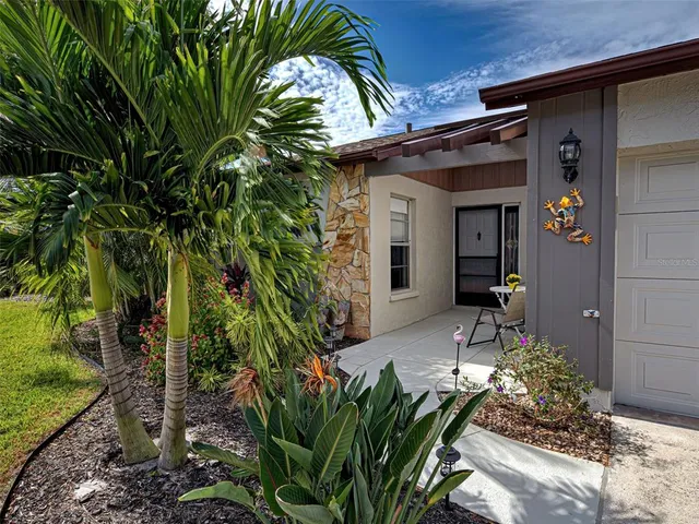 $250,000 | 611 Chestnut Lane, Unit NONE, Englewood, FL 34223