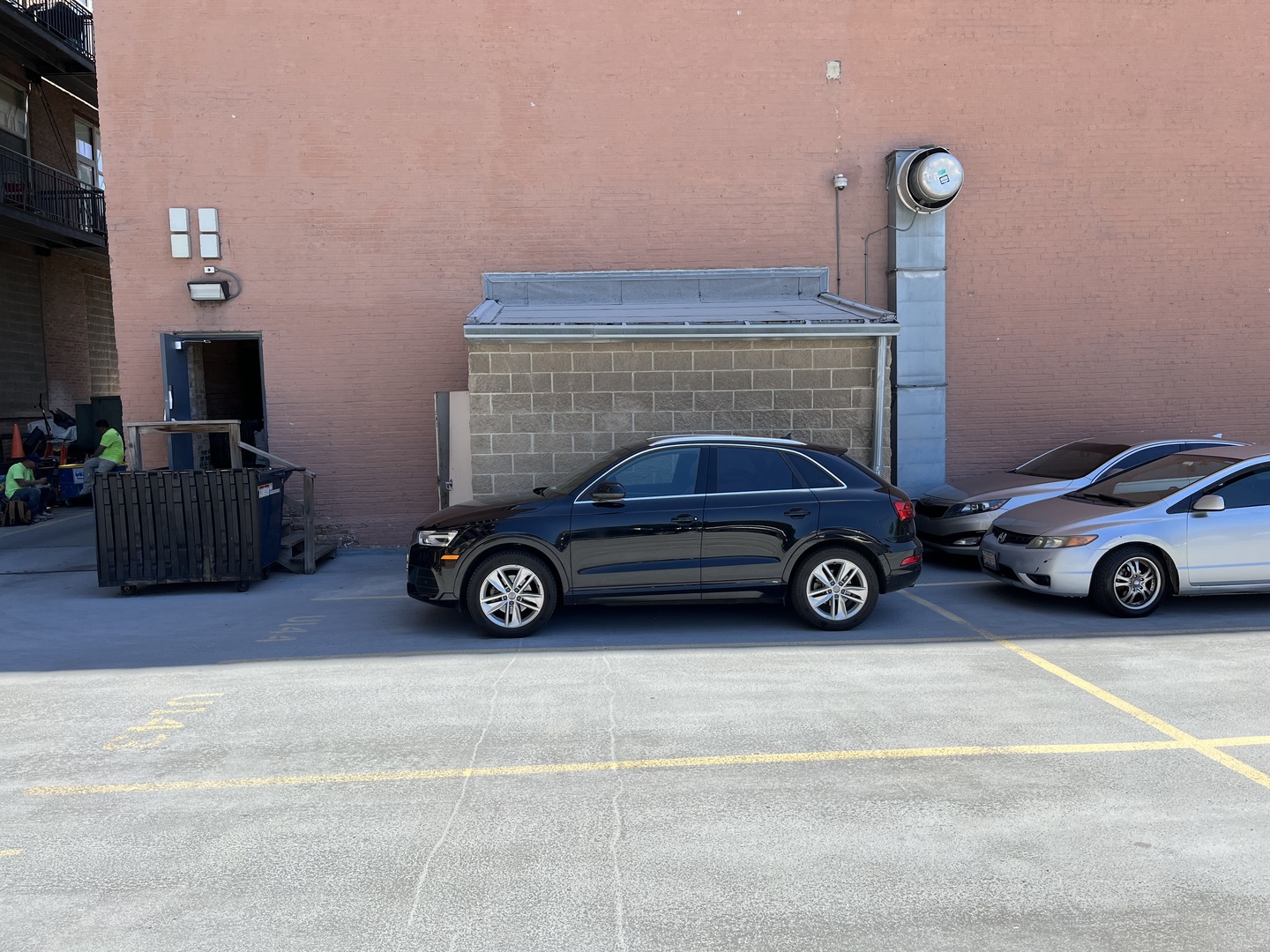 500 South Clinton Street, Unit 230 Chicago, IL 60607 - Photo 29 of 31 a view of a car in garage