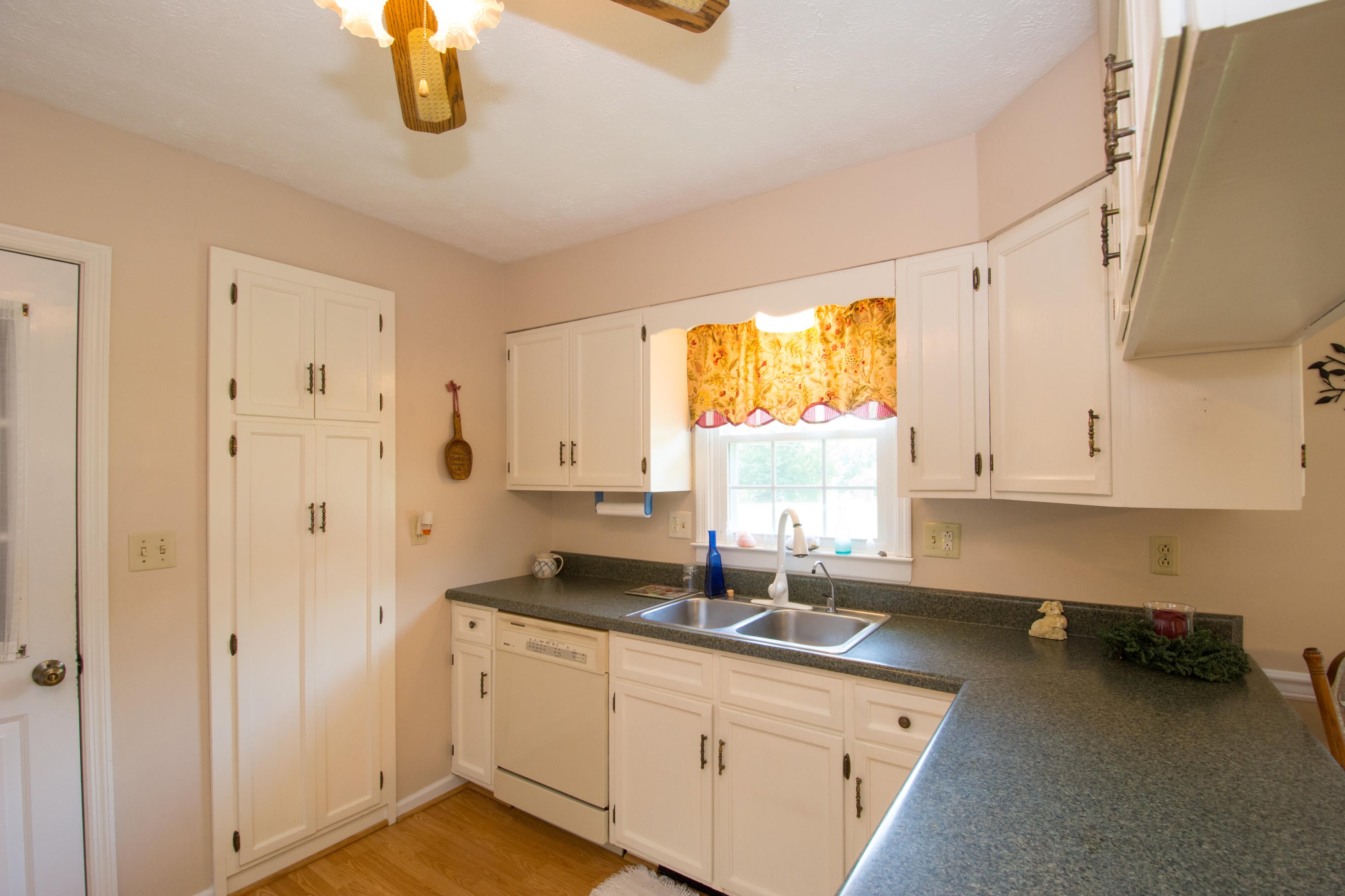 1414 Brush Road Lewisburg, WV 24901 - Photo 15 of 60 Gallery Image 15