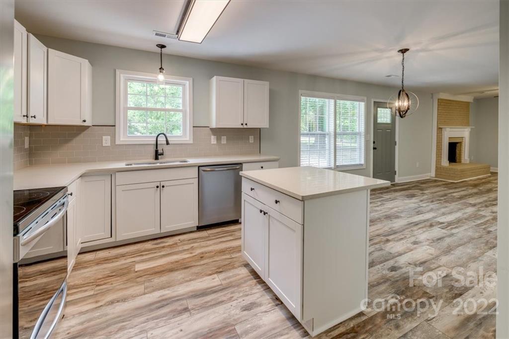 6973 Narrow Lane Road Hickory Grove, SC 29717 - Photo 13 of 35