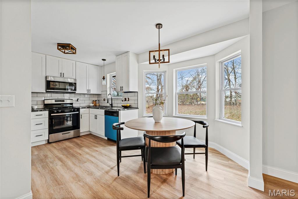 3032 Valley Ridge Drive St. Peters, MO 63376 - Photo 4 of 35