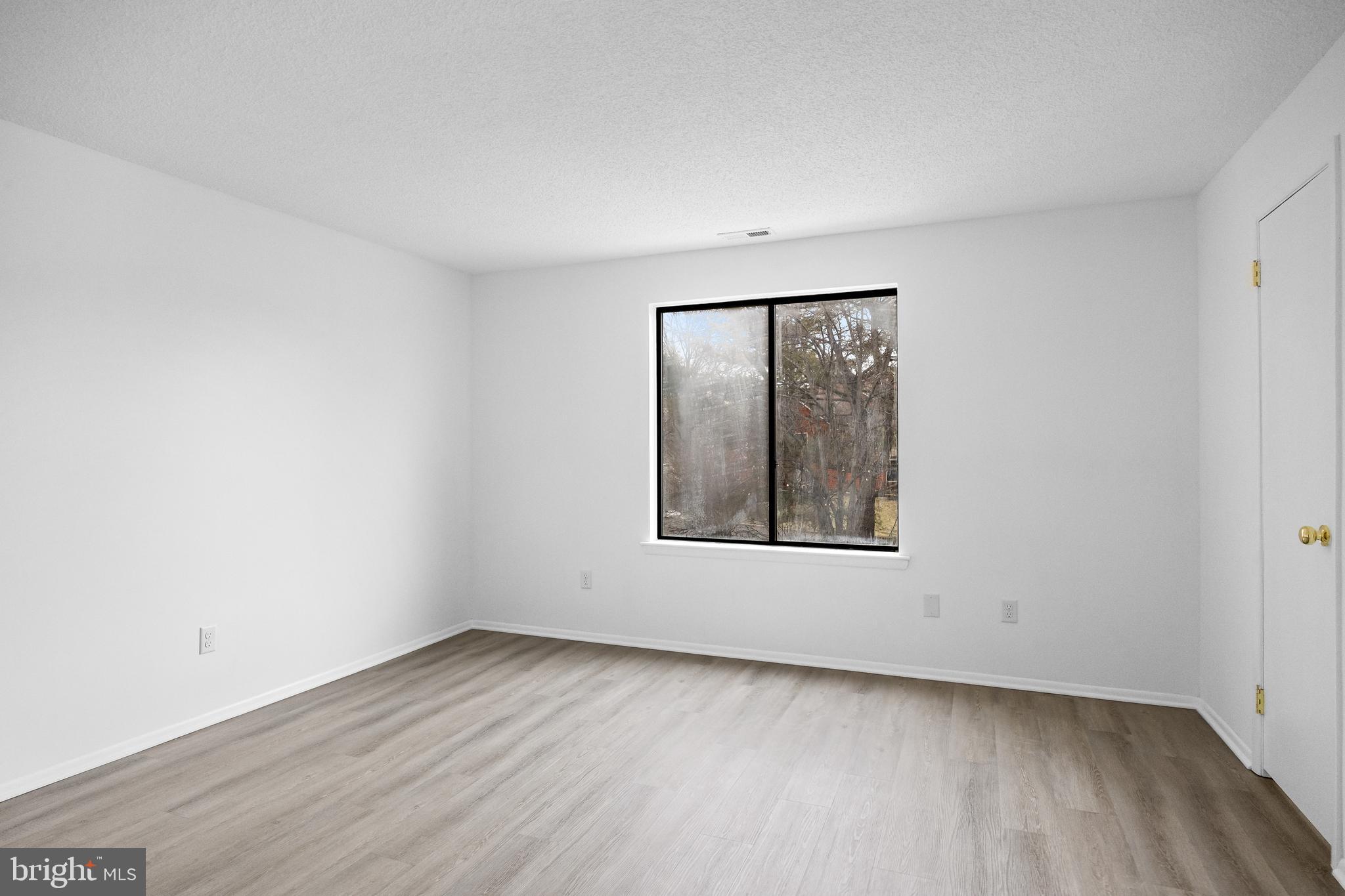 4904B Dunbarton Road Mount Laurel, NJ 08054 - Photo 13 of 27 an empty room with a window