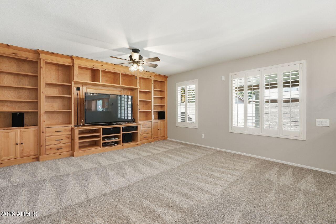 7241 South Terrace Road Tempe, AZ 85283 - Photo 8 of 38