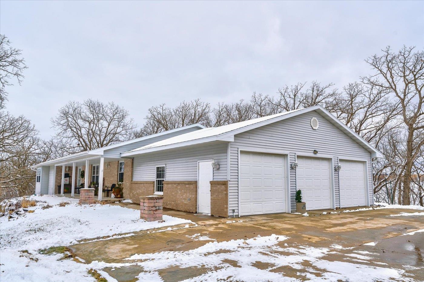 10538 West Erbe Road Blue Mounds, WI 53517 - Photo 61 of 77 Gallery Image 61