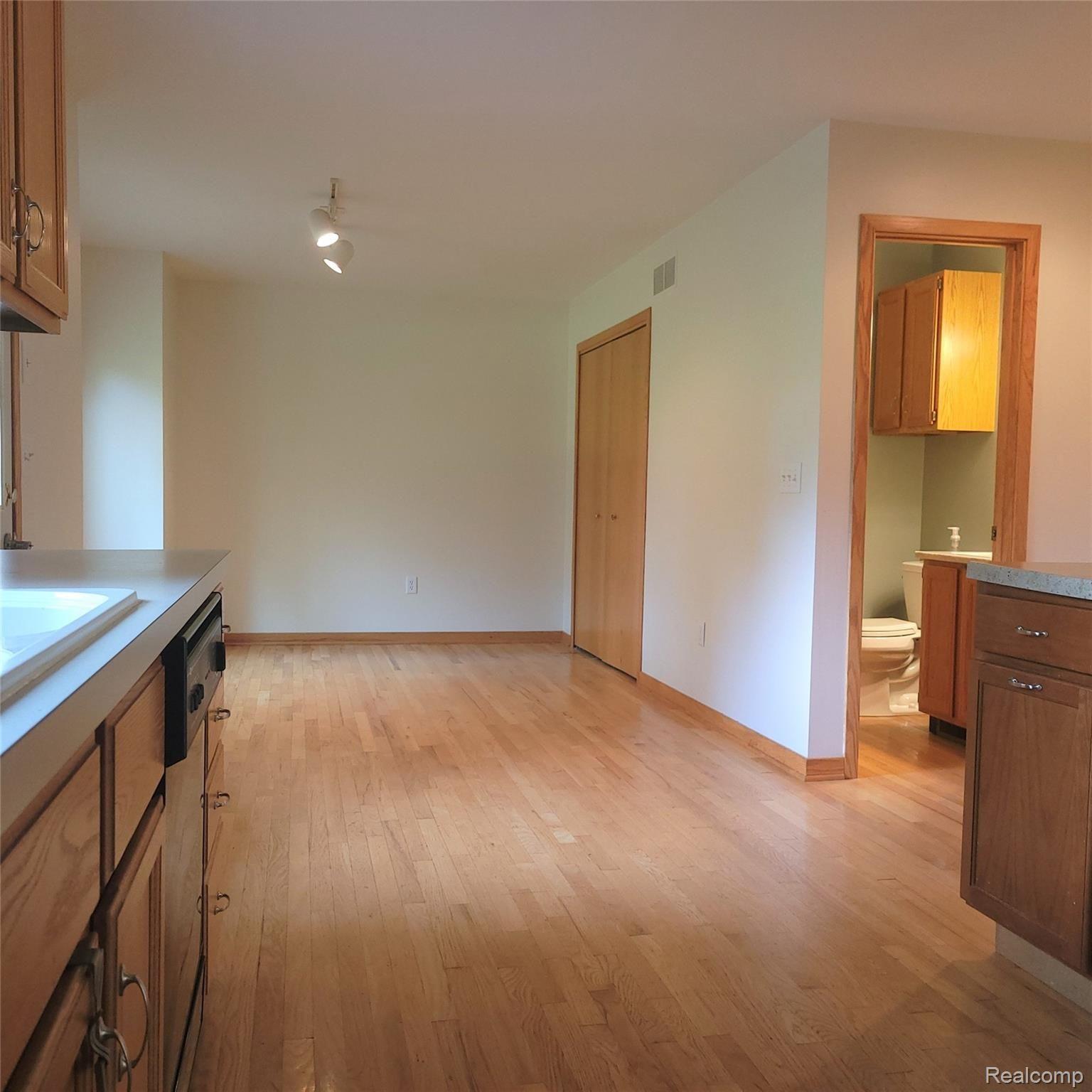 3696 North Dancer Road Dexter, MI 48130 - Photo 8 of 25 8.jpg