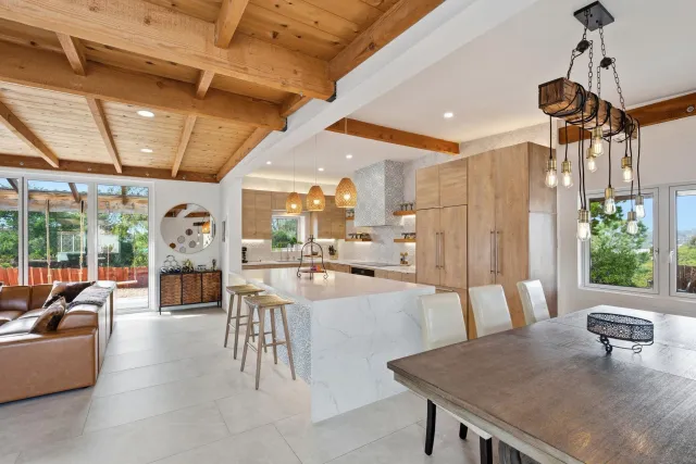 $3,449,999 | 1047 Highland Drive, Del Mar, CA 92014