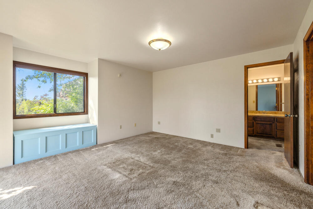 1620 Ridgecrest Drive Klamath Falls, OR 97601 - Photo 45 of 70 1620RidgecrestDr-67