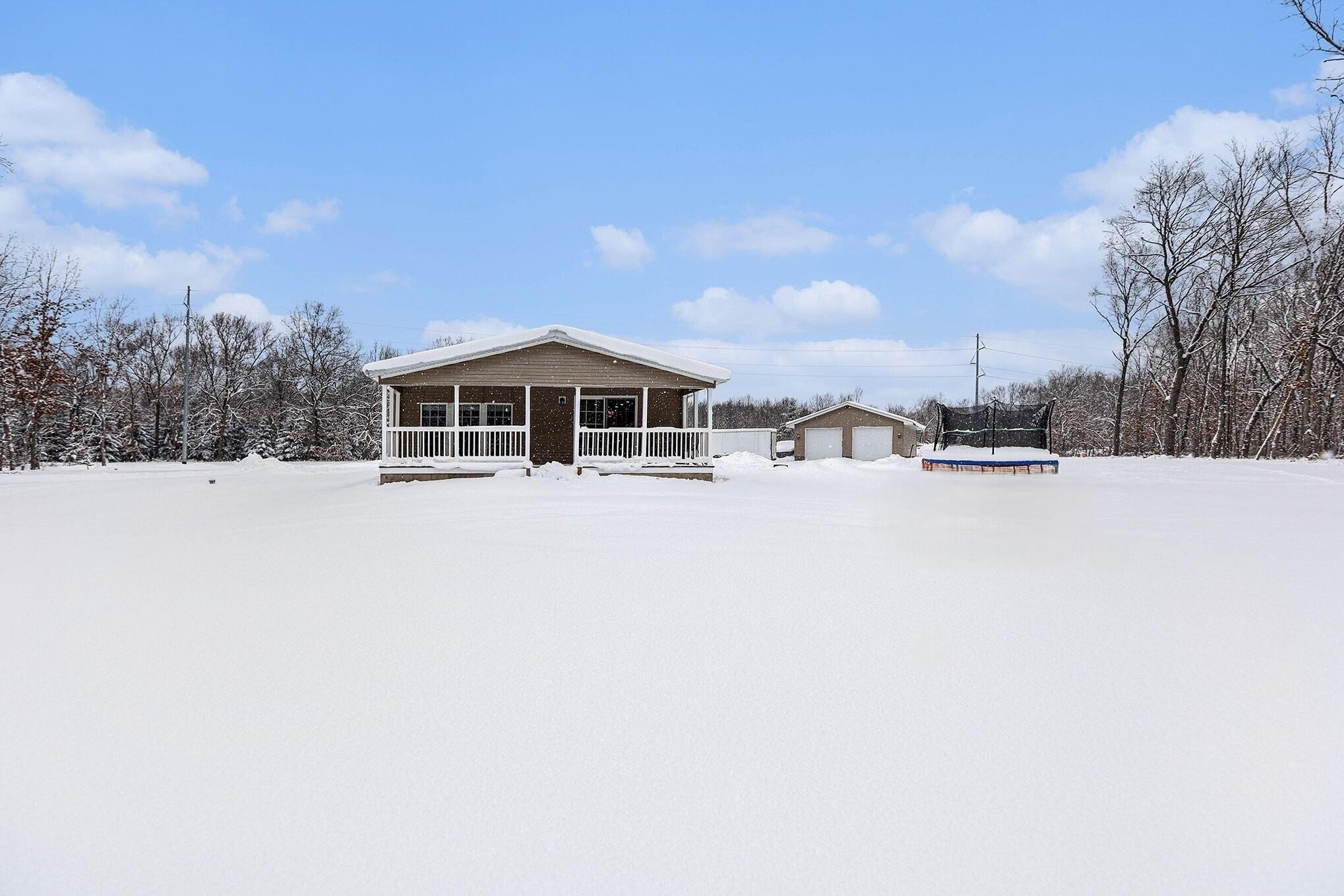 3104 Steinberg Road Manistee, MI 49660 - Photo 20 of 26 3104 Steinberg porch view