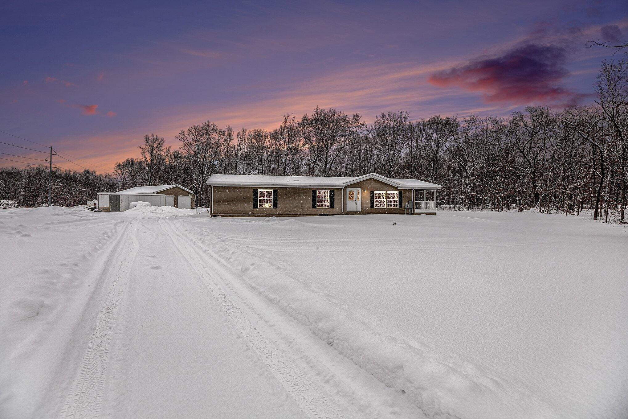 3104 Steinberg Road Manistee, MI 49660 - Photo 21 of 26 3104 Steinberg twilight